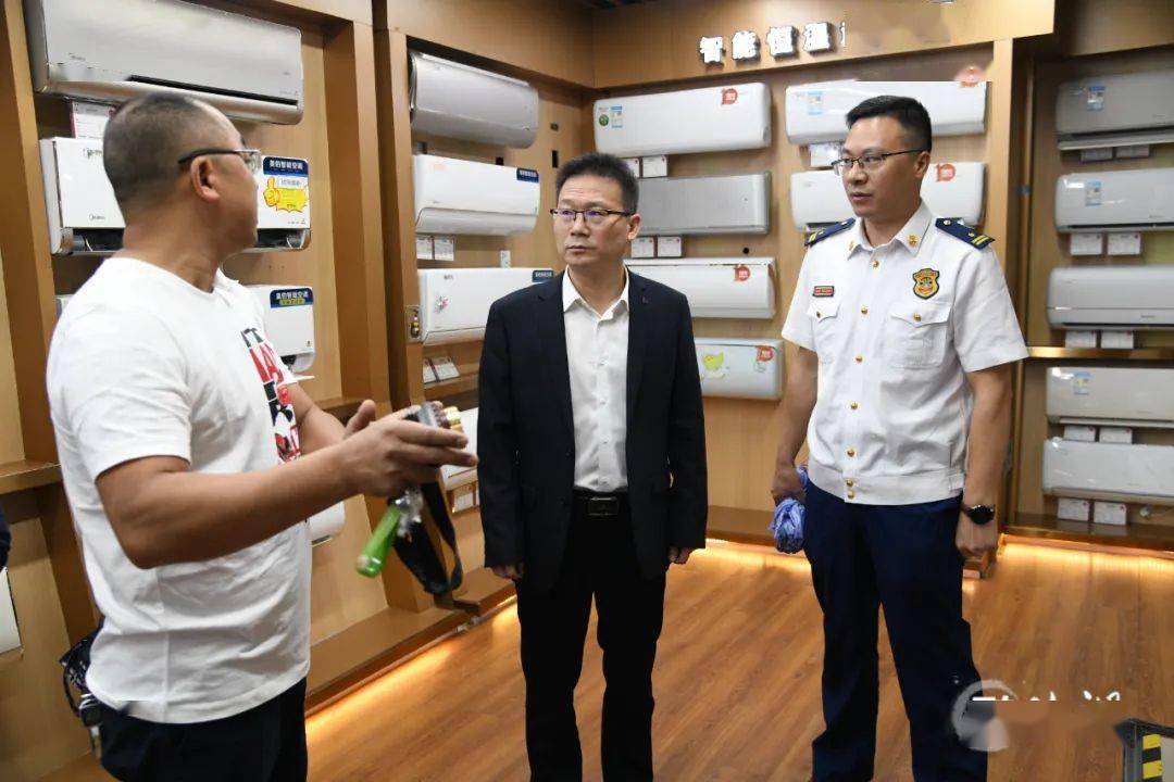蒋慧亮深入重点场所调研检查消防安全,巩文巩卫等工作_应急_违规_电器