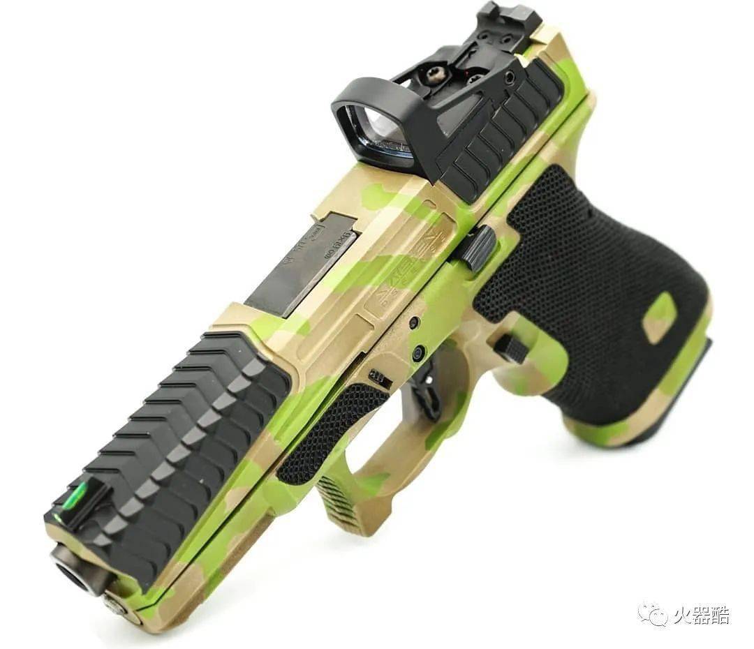 使用statement防御公司滑套拼装的格洛克手枪美图