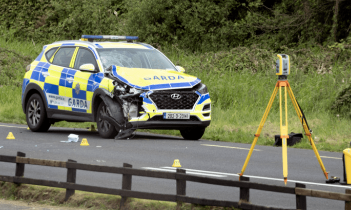 21岁花季少女外出被警车撞死,爱尔兰警方启动内部调查_丽贝卡·布朗