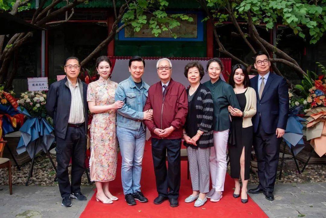 尚门映桃李 师承长清音 著名京剧月琴演奏家尚长贵先生收徒李潇祎拜师