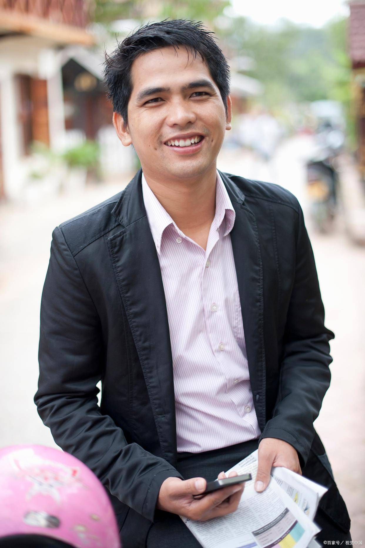 老挝男人过得有多舒坦?