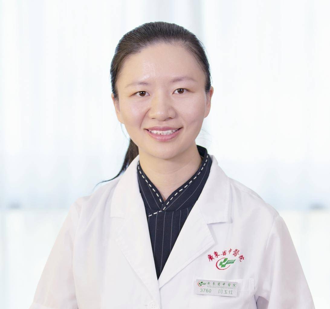 525护肤日|别人抗衰我战痘的中年"战神"_闫玉红_青春_痘痘