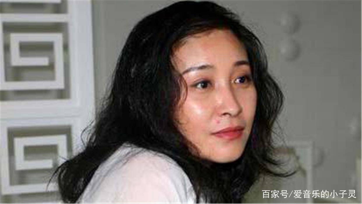曾经的东北天后级歌手，两位多次登上春晚，一位专辑销量破千万！