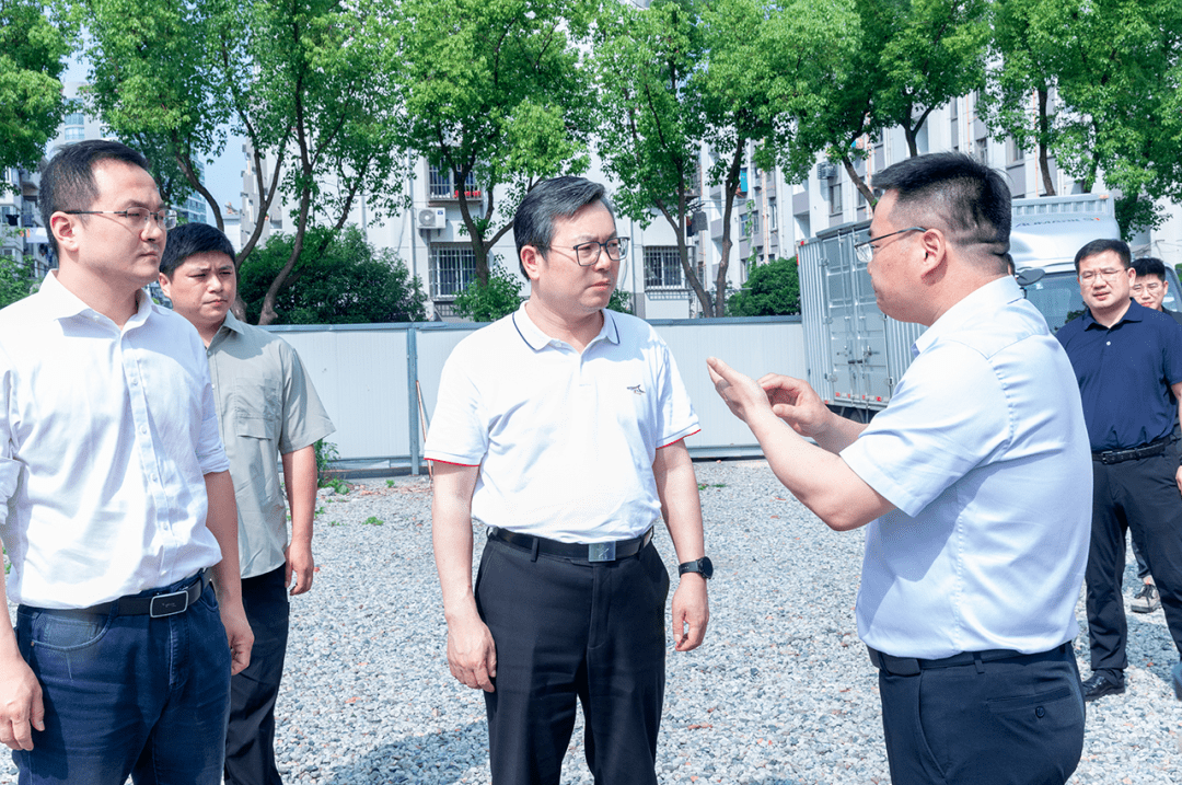 南湖区委书记邵潘锋调研公共服务工作:更好满足人民群众日益增长的