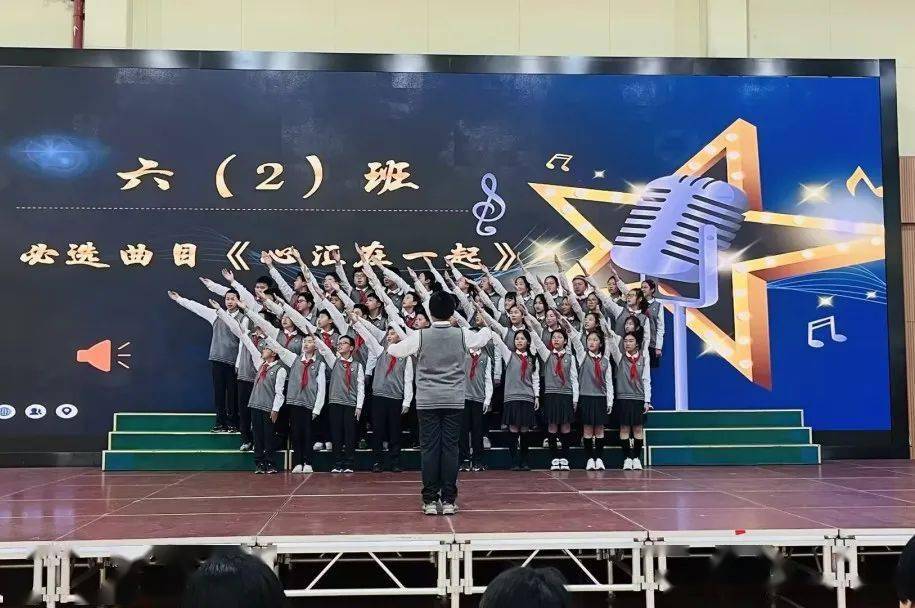 【青春唱响风华,歌声共聚班魂】汇贤中学2022学年六年级组"班班有歌声