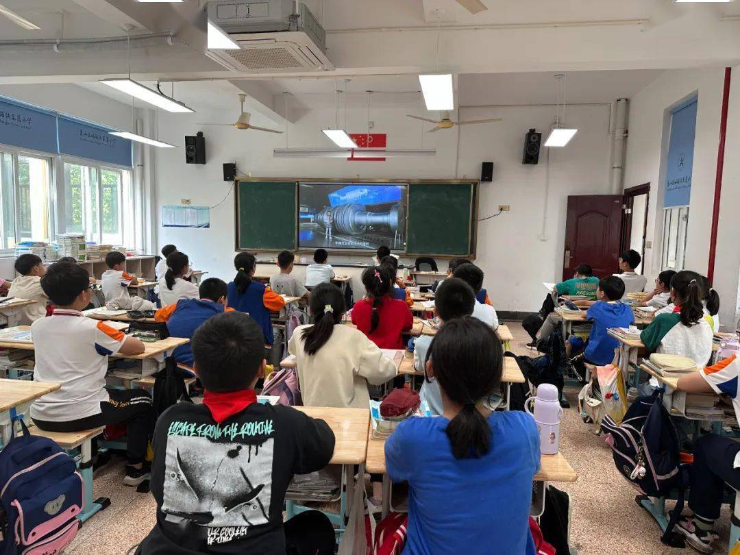 萧山区东藩小学五(5)中队杭州市临平区林苑学校六(3)中队钱塘区宏图
