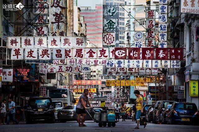 香港、澳门、台湾使用繁体字皆因内地86年发布简化字总表时没回归b体育(图1)