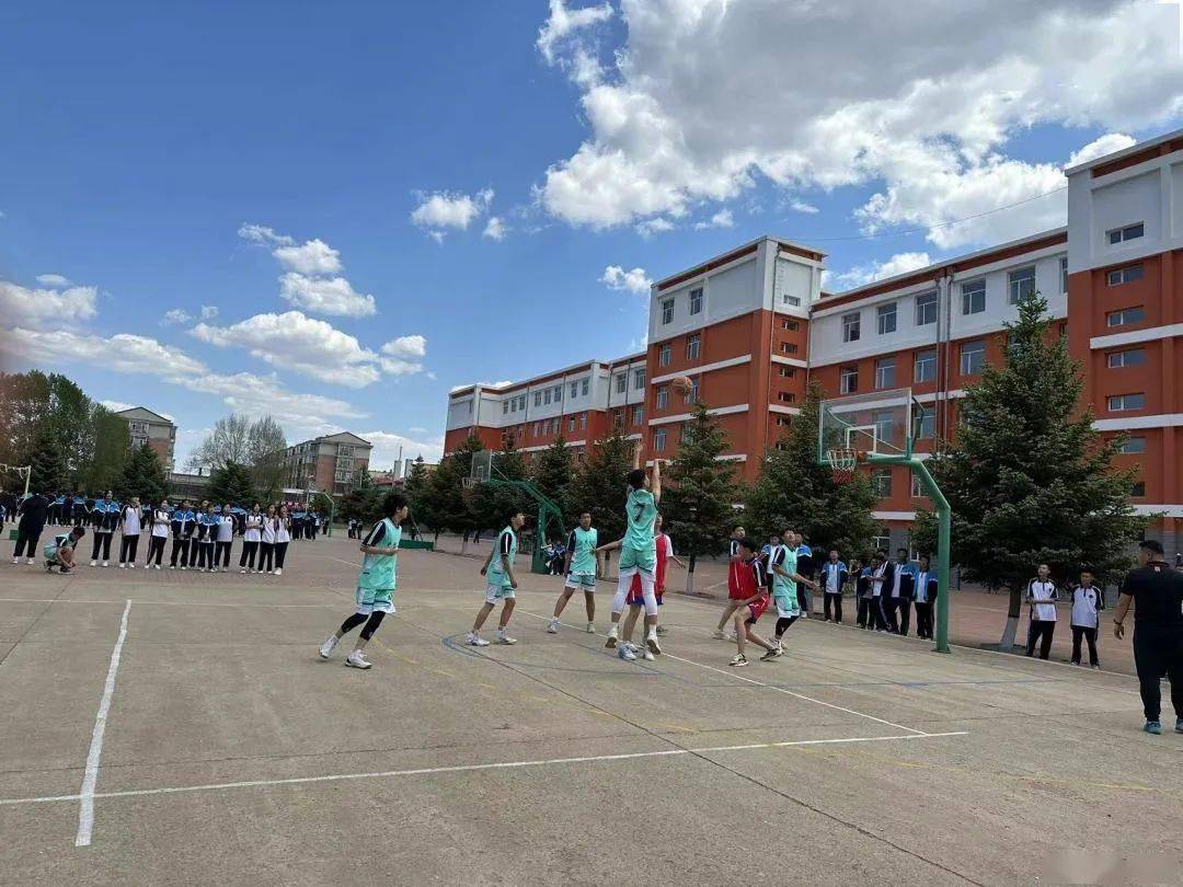 【尚德巴彦·体育引领】巴彦县第一中学举办校园杯学生篮球联赛
