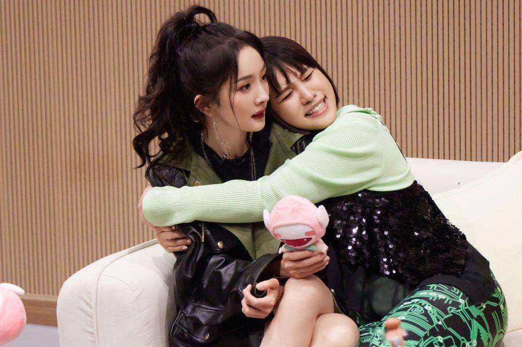 《密逃5》杨幂高能破解数字谜题 黄明昊扮npc吓跪许凯_张国伟_谢依霖