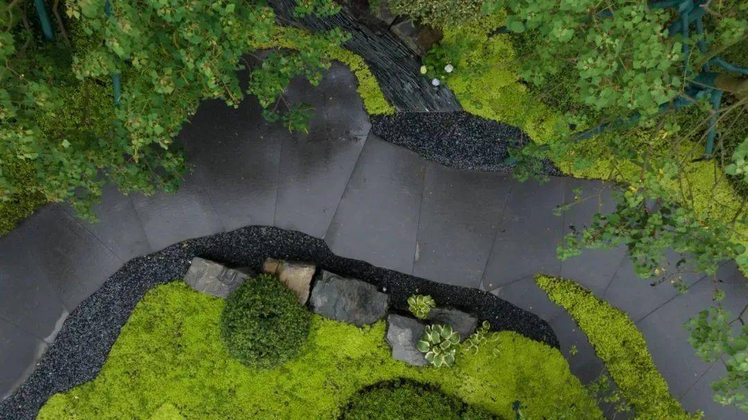 天玺△四川领地莲花湖[黑山石·项目案例]产品展示02△企业环境现公司