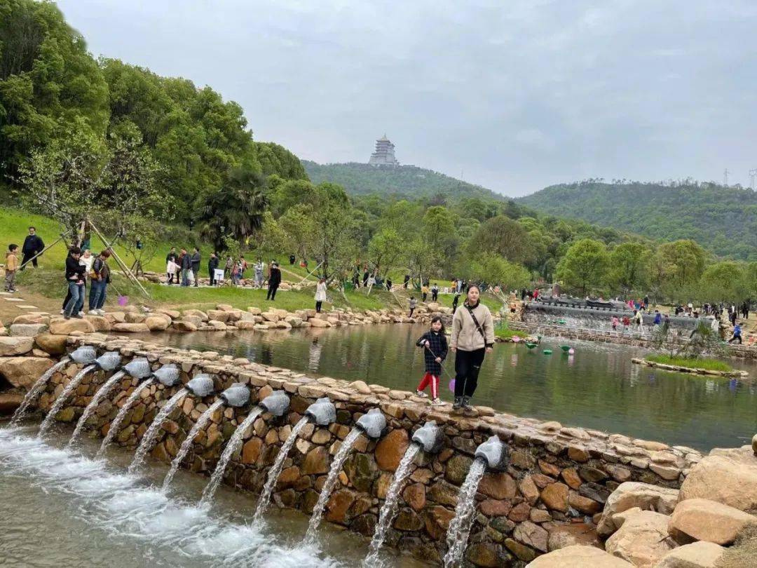 黄石市东方山梨花峪图片