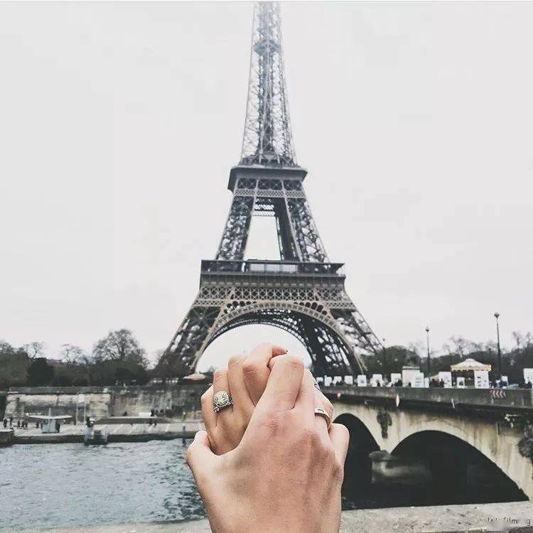 执子之手,与子环游世界_背影_夫妻_taking