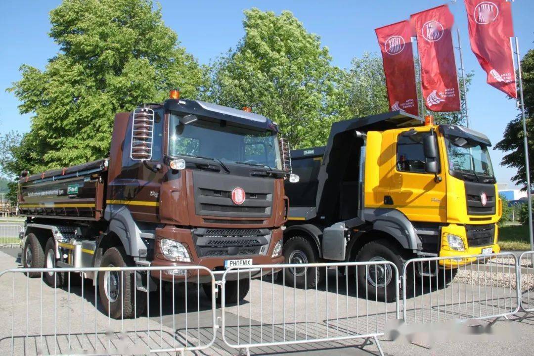 老车展示 新车体验 太脱拉卡车第11届科技日捷克举行