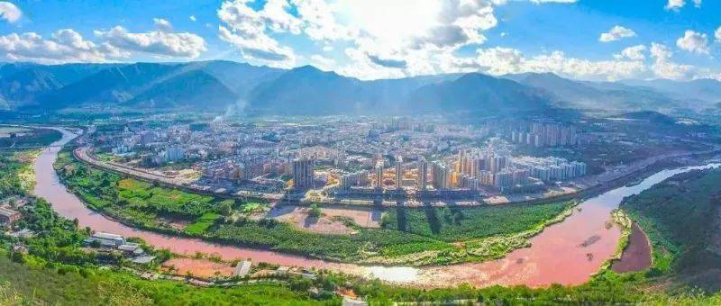 节庆玉溪丨到元江过芒果节,这些景点不容错过!_县城_温泉花园_特色