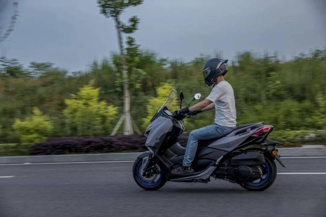 林海lmax150试驾报告:150级的价格享受300级的气势_搜狐汽车_搜狐网