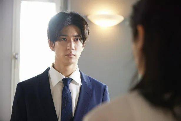 拥有完美侧颜的j家艺人top10,道枝骏佑才第七,第一名是.