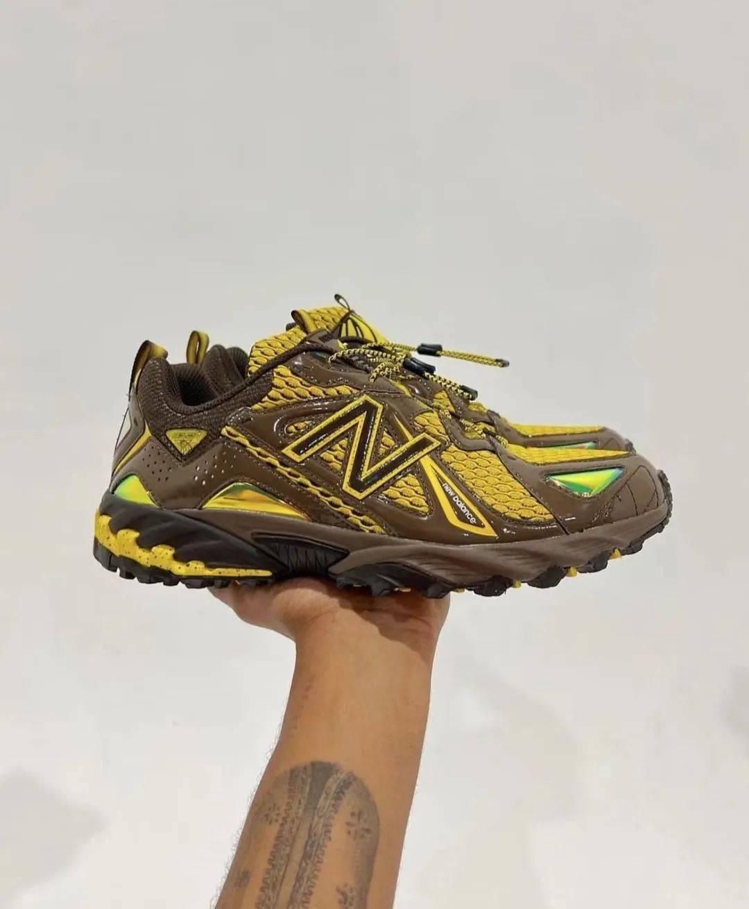 new balance竟然和"香蕉"联名了?_amine_球鞋_合作