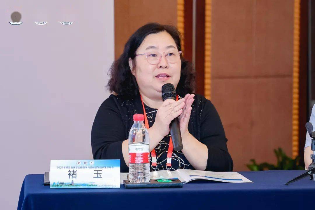 浙江省人民医院吴国清教授,山东省医学会核医学分会主任委员姚树展