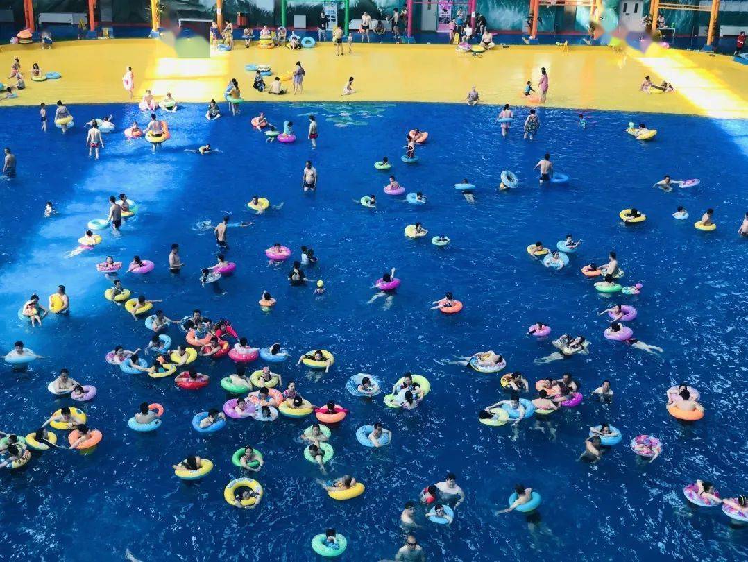 鹤岗超嗨的水上乐园来了!_要求_身高_水花