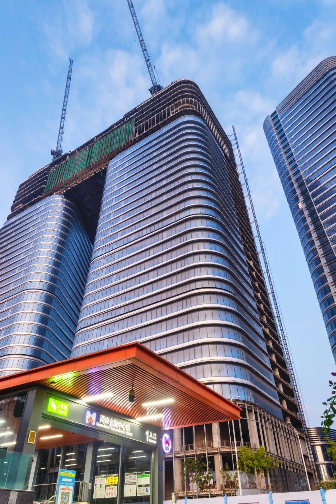新作| 厦门英蓝国际金融中心 / farrells_两岸金融中心_建筑_城市