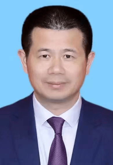 李俊达 教授主任医师,三级教授,硕士研究生导师担任三甲医院消化内科