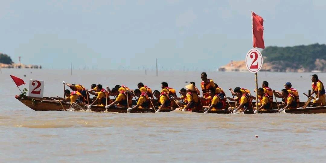 轮,乘"龙"出海!珠海这片海域"海上马拉松"回归_三灶镇_参赛_龙舟