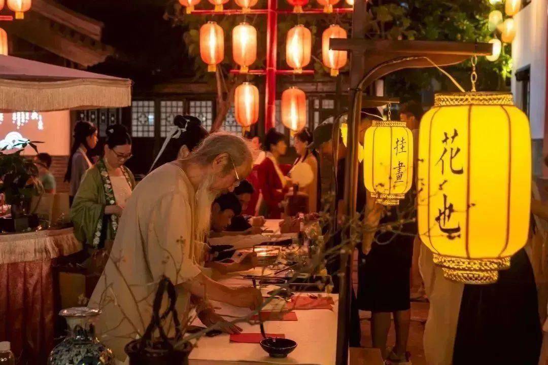 电视剧中宋式点茶,宋代市集,宋朝歌舞等场景现场还原,彰显宋韵文化