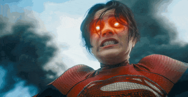 蝙蝠侠拳拳到肉的打斗戏闪电侠酷炫高能的神速力在这个新的未来里