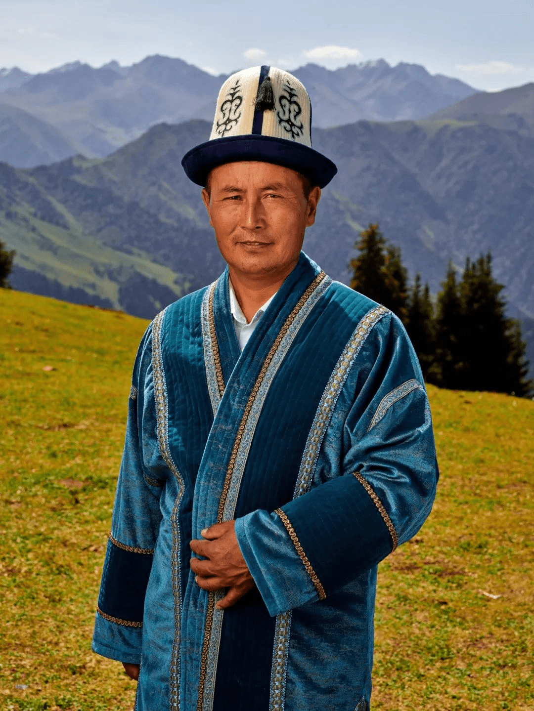 《玛纳斯》传唱在中国摄影艺术节_展览_李奥_文化