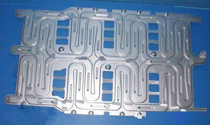 液冷板选型和设计!_搜狐汽车_搜狐网