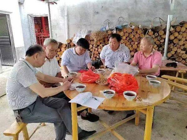 出彩银河人丨丁良跃:一位热衷于红色地方史的长征源