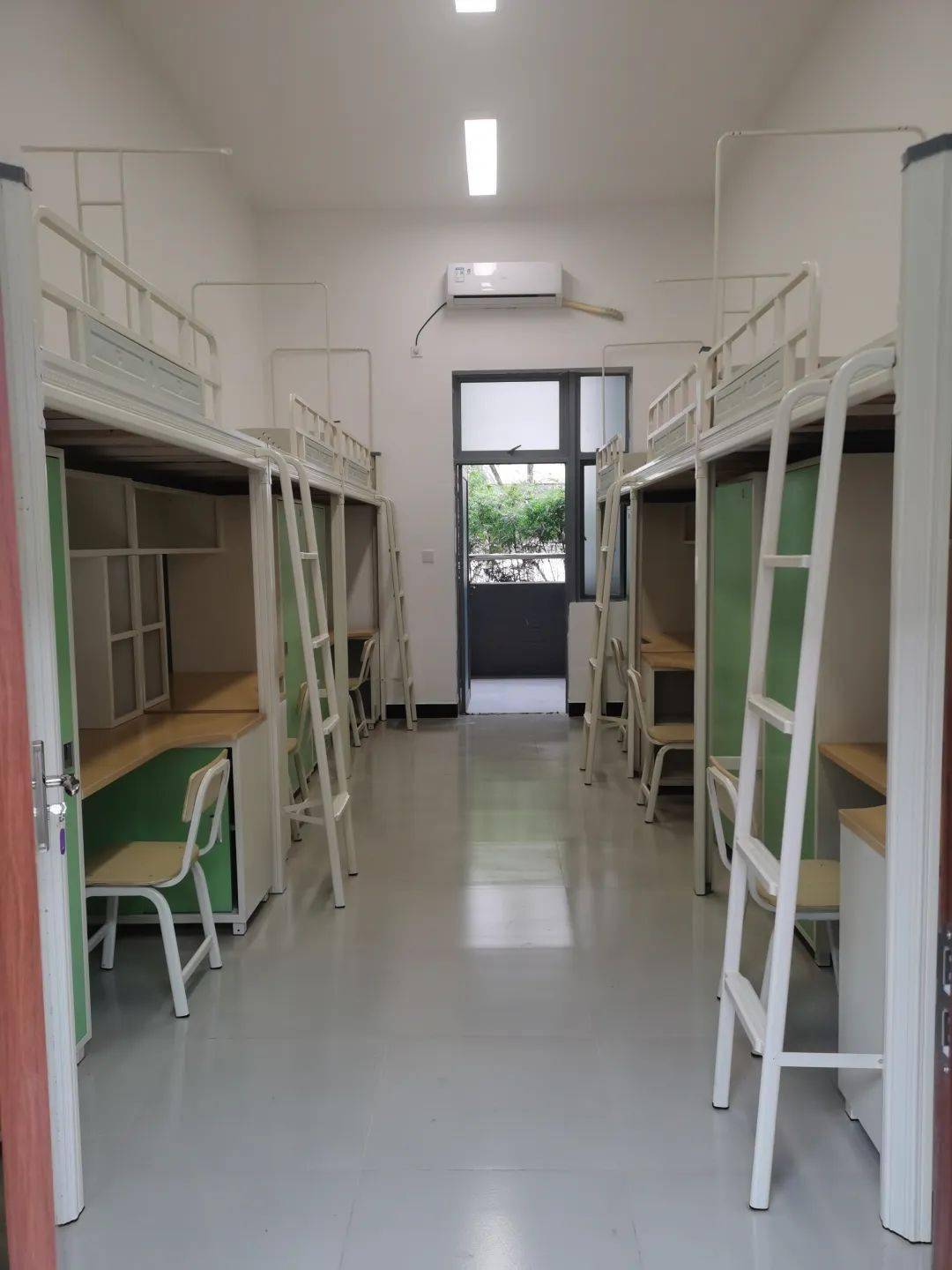 广州卫生职业学院宿舍图片