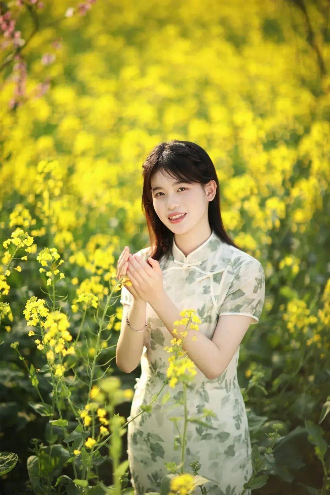 千山万水,与校花学姐相遇.