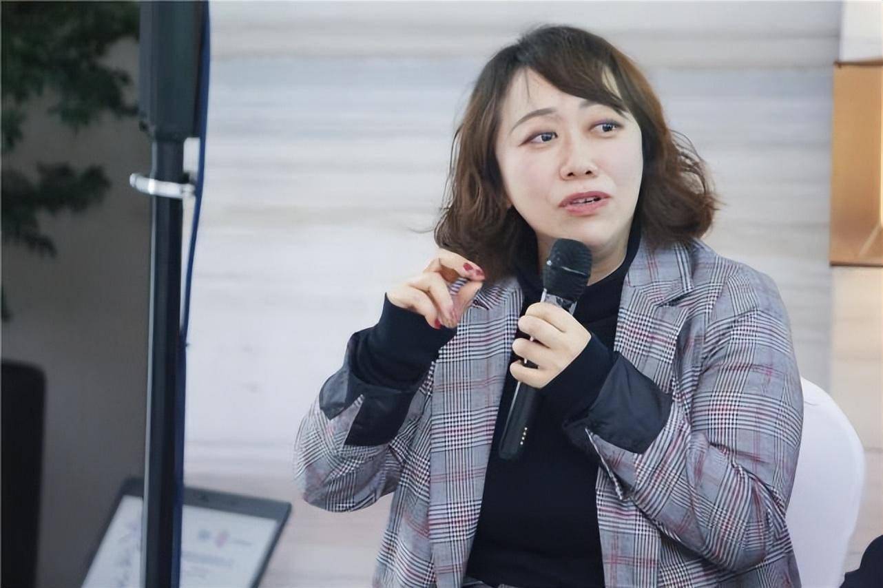 20多岁张珊珊,35家核酸公司身价百亿涉嫌造假,强大的家族曝光