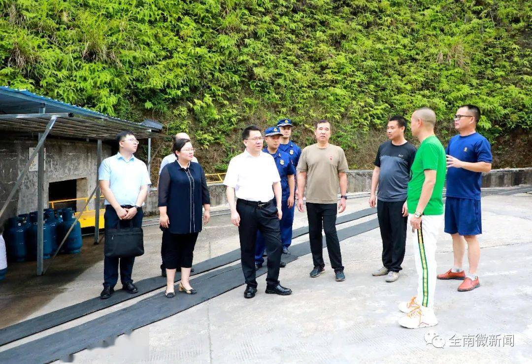 边建忠深入一线调度燃气安全工作_液化气站_群众_餐饮