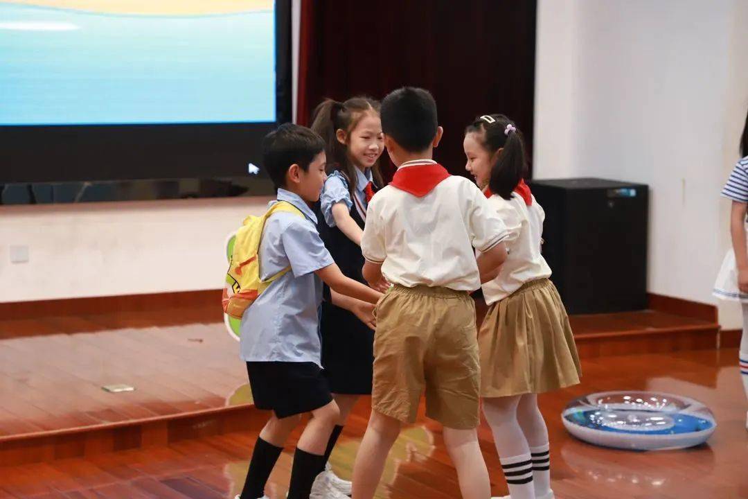 【三好星少年】"警"防溺水 校园安全有"星"招——金山区海棠小学第19