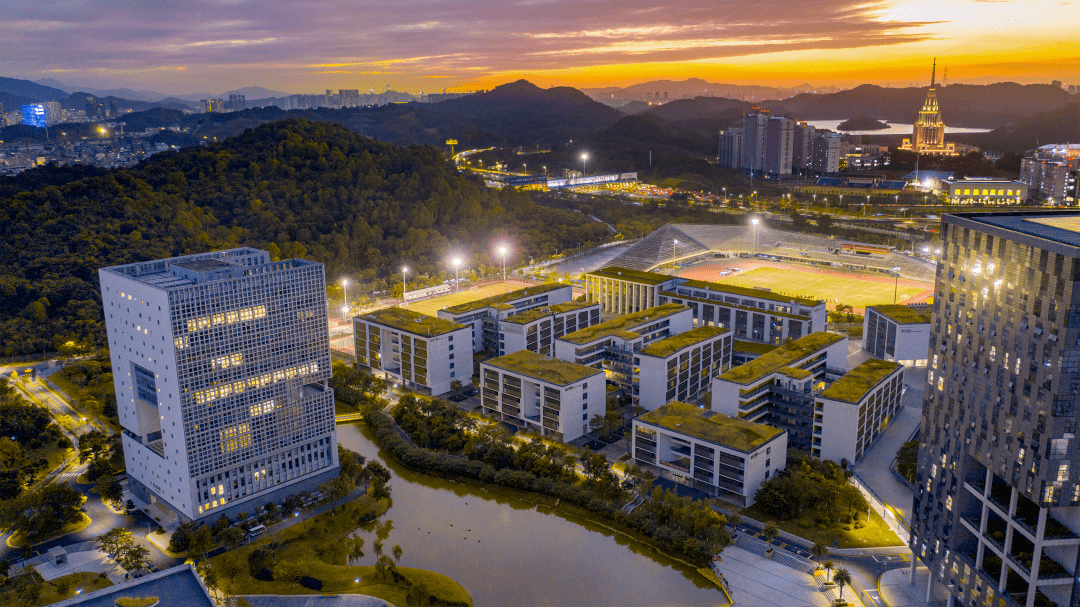 深圳信息学院 来自搜狐网