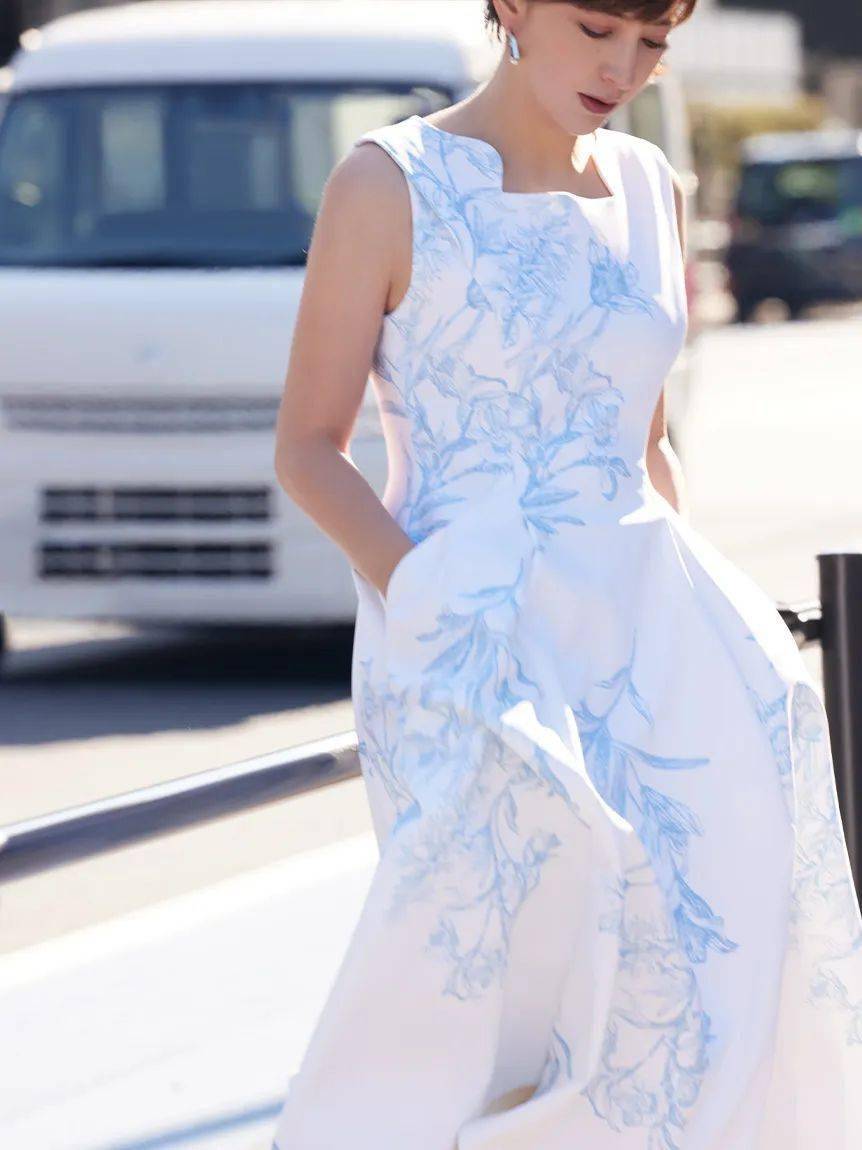 潮搭汇丨日法混血儿泷川雅美的气场穿搭_的设计_造型_黑色