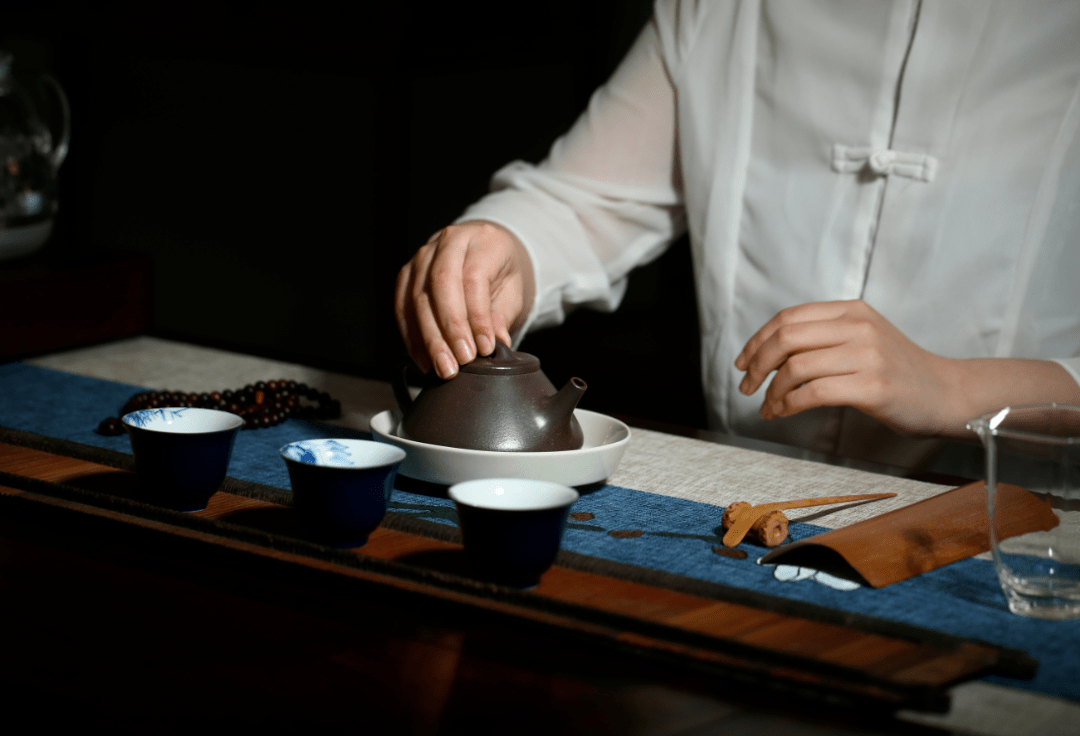 茶艺师的小秘诀,一般人不告诉他!_茶叶_香气_茶具