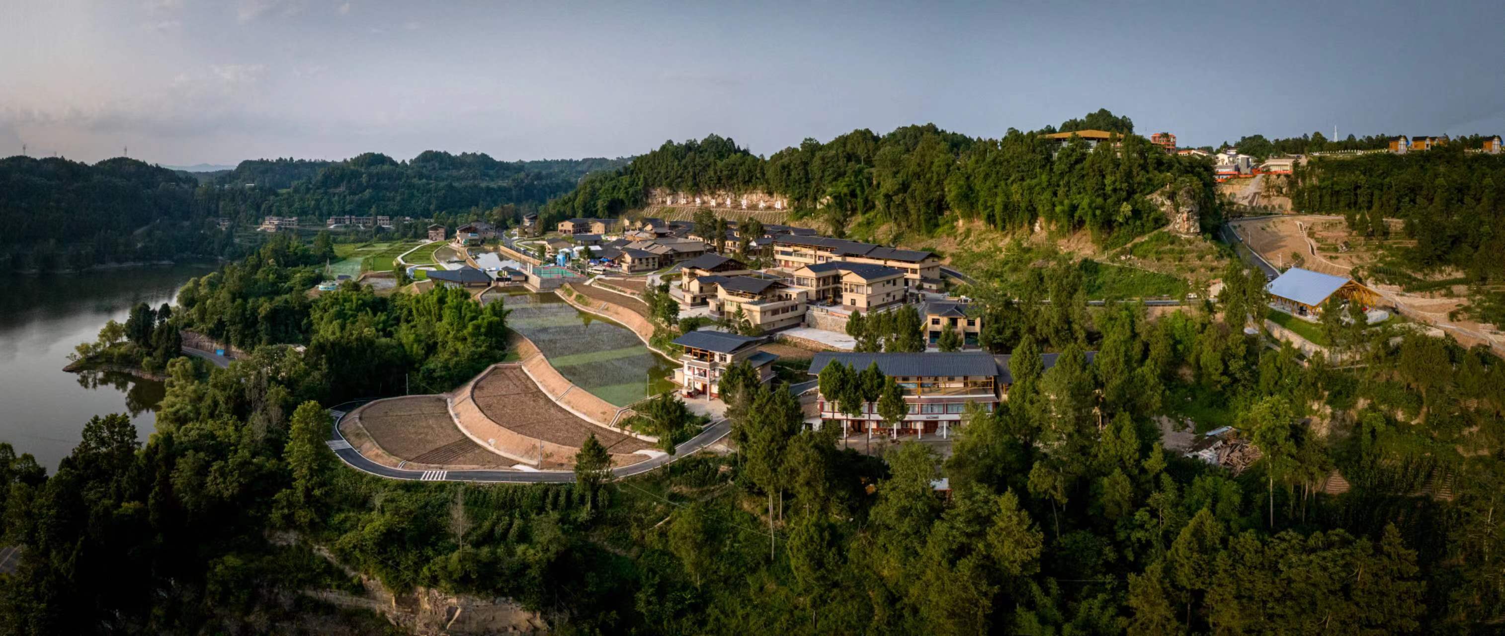 巴中美丽新乡村:南江华润希望小镇竣工落成