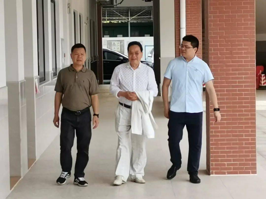 广东省教育厅原副厅长刘达中同志莅临我校指导工作_白沙_发展_进行