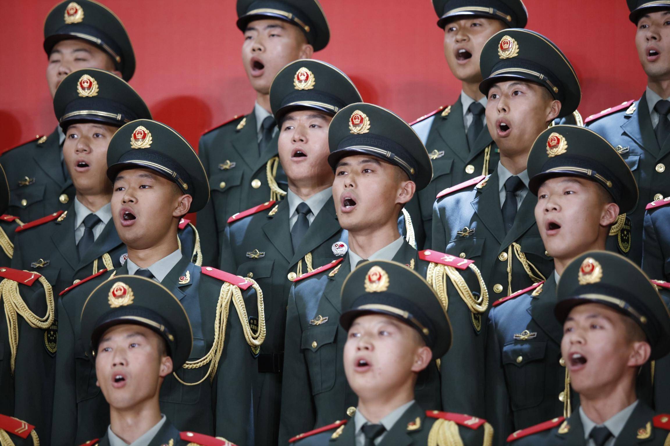 军歌嘹亮,唱的是军人爱国的情怀_比赛_人民_歌咏