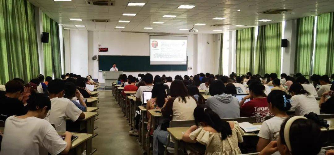 福建师范大学教务处(福建师范大学教务处处长)