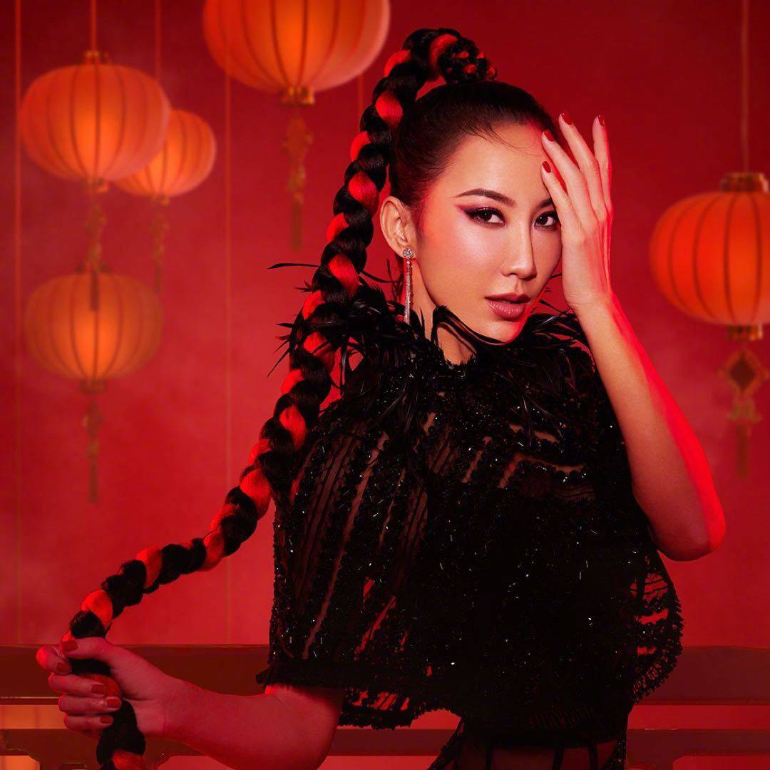 李玟两周前当着歌迷落泪,曾表示非常想要一个小孩_coco_消息_红星