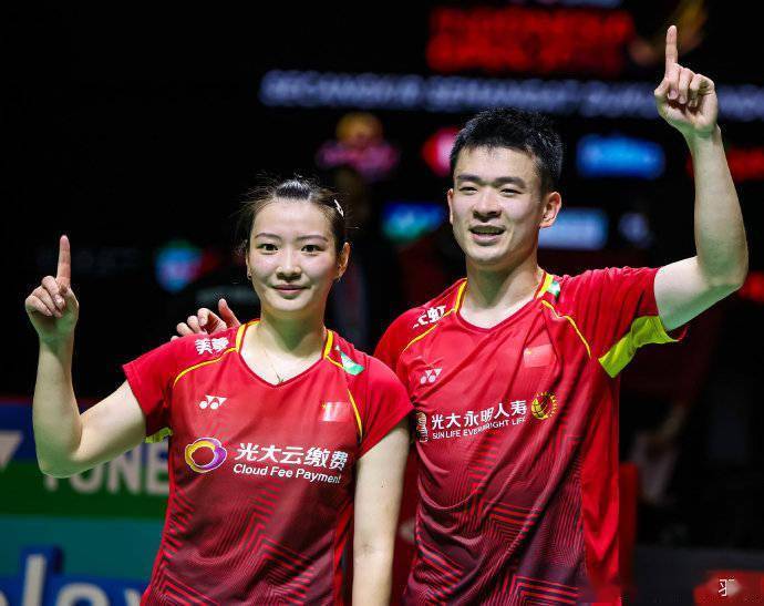 女子团体:陈雨菲,何冰娇,韩悦,王祉怡,陈清晨,贾一凡,郑雨,张殊贤