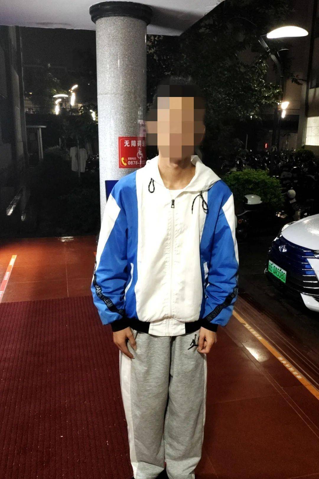 30歲,楚雄市東瓜鎮人)羅某貳(男,40歲,貴州人)張某楠(男,牟定縣