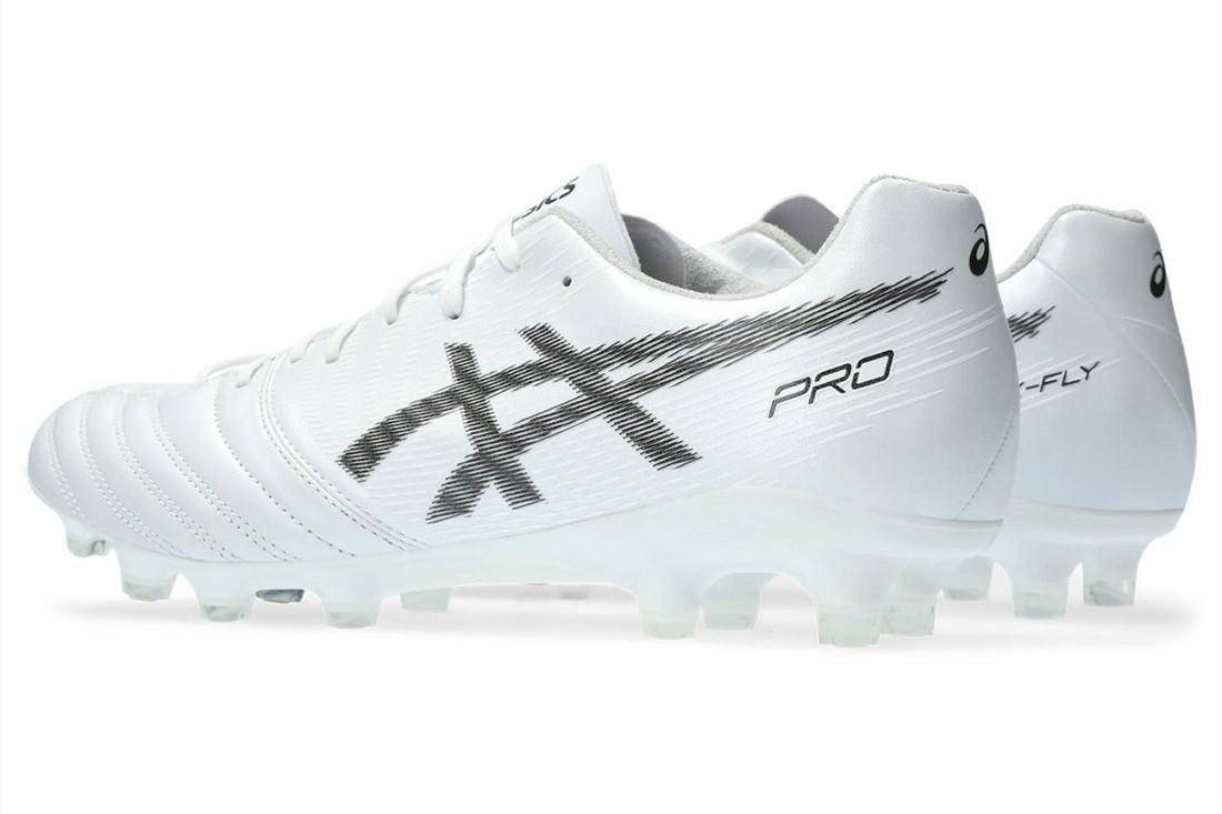 asics发布全新ds light x-fly pro 2足球鞋_穿着_球员_包裹