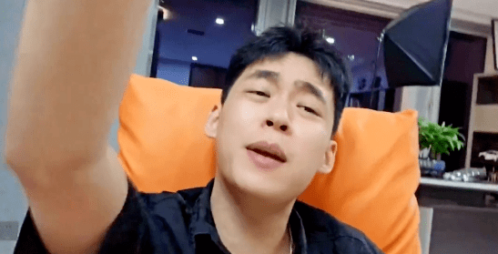 "集梦接班人"狂训众主播!n个员工"态度,能力"都不行!