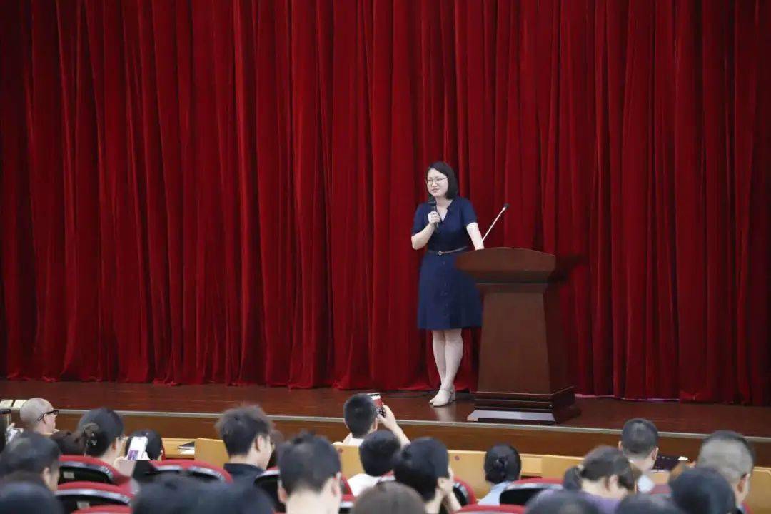 新昌技师学院校长图片