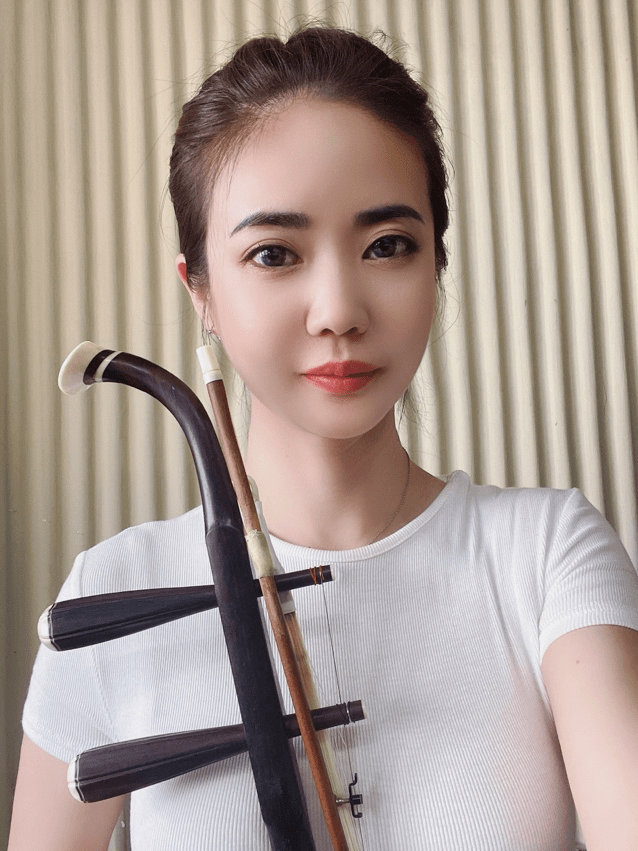 自信张扬的二胡李天舒另外,还设置了只有小朋友们才能看懂的暗语,比如